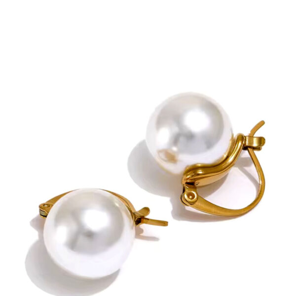 Elegante Perlenohrringe